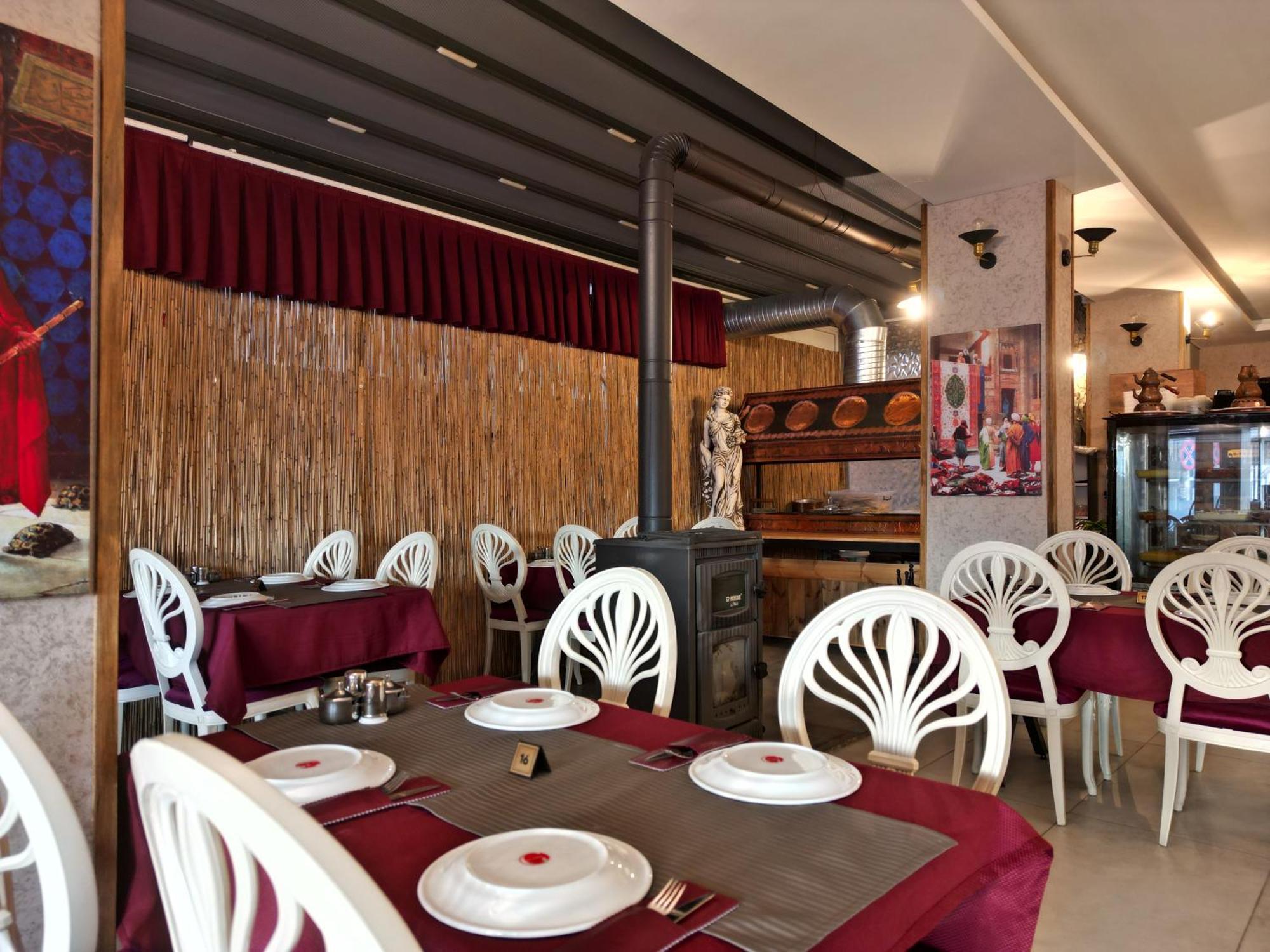 Akman City Hotel Kuşadası Ngoại thất bức ảnh