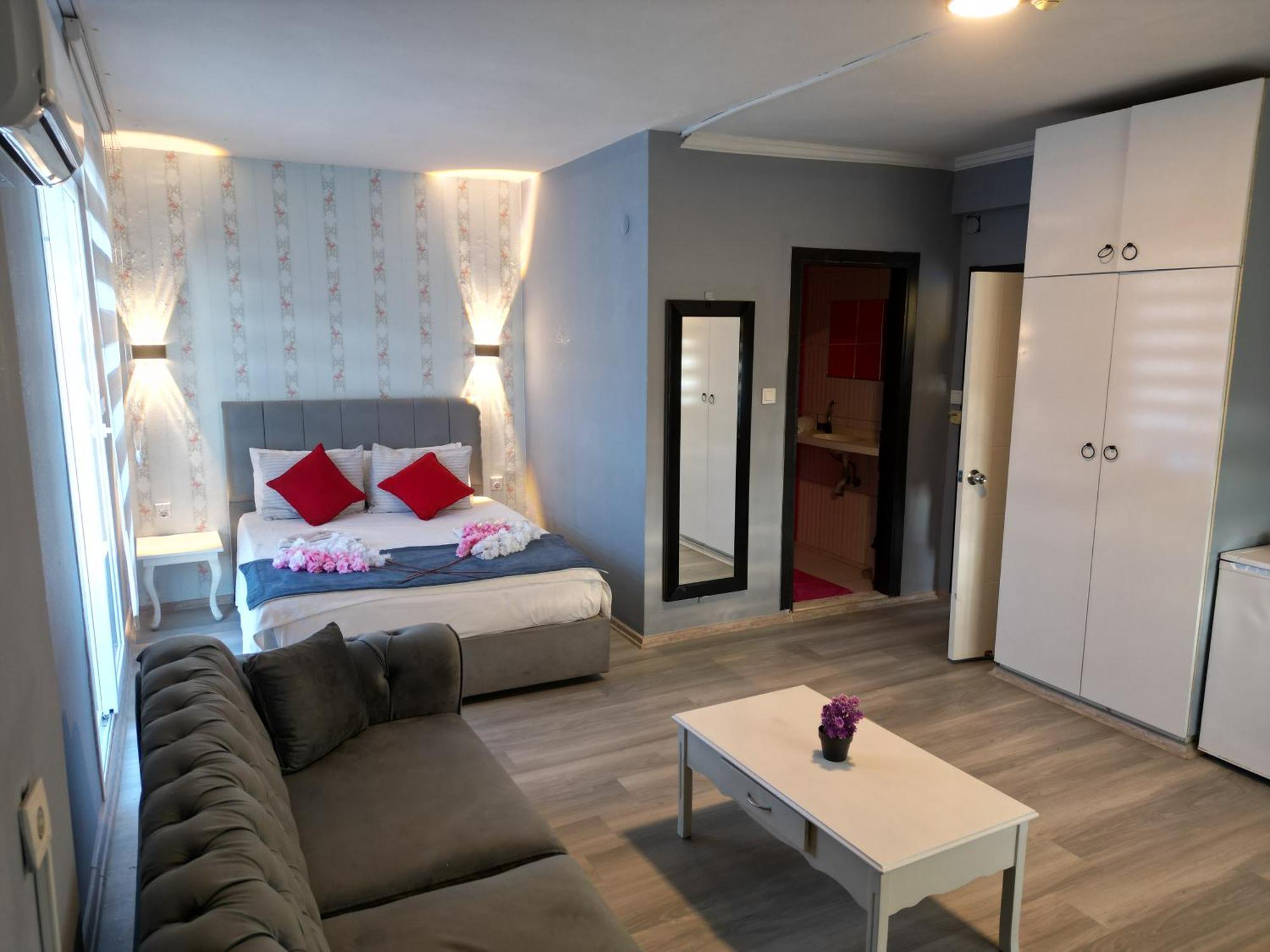 Akman City Hotel Kuşadası Ngoại thất bức ảnh