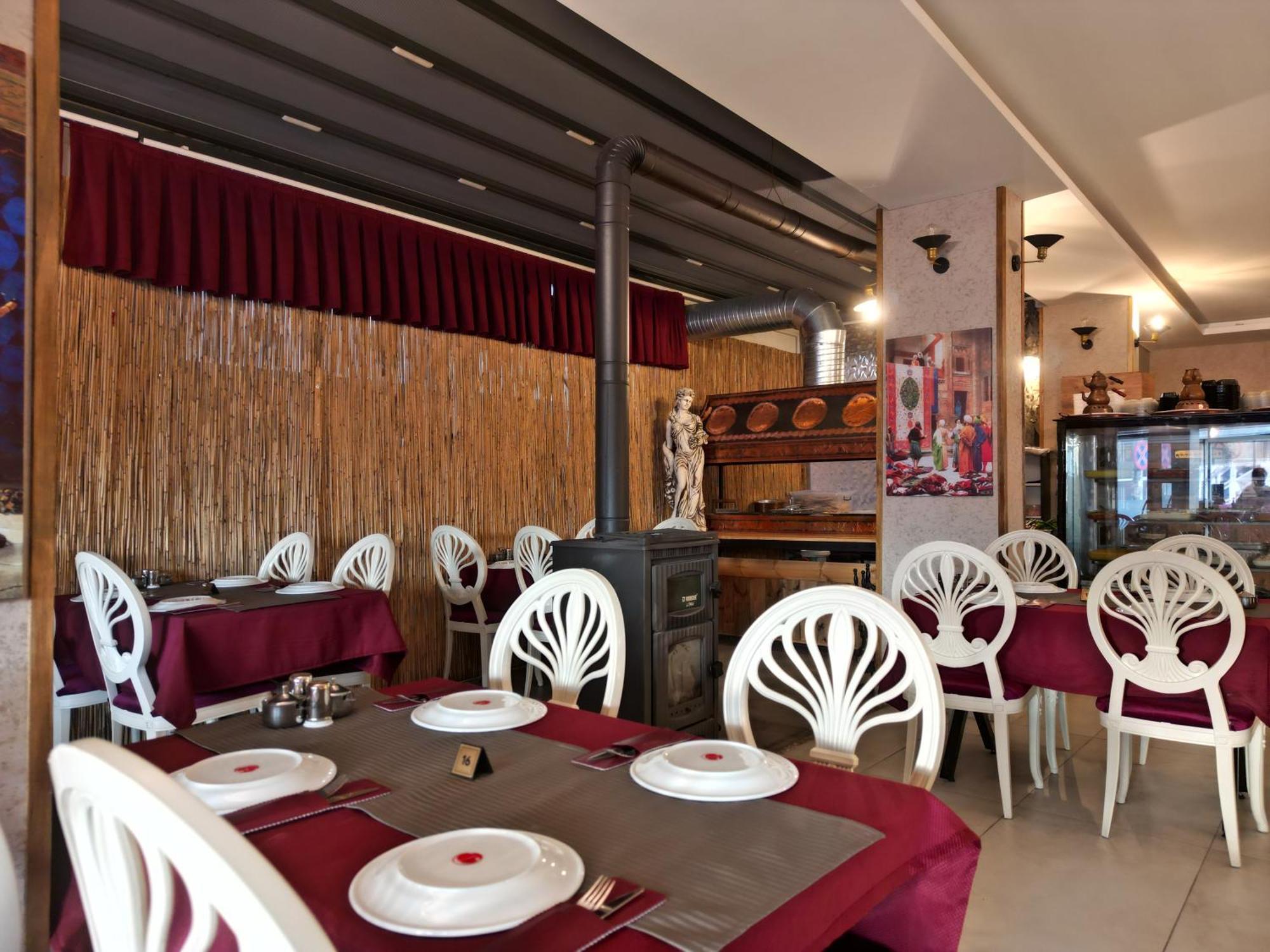 Akman City Hotel Kuşadası Ngoại thất bức ảnh