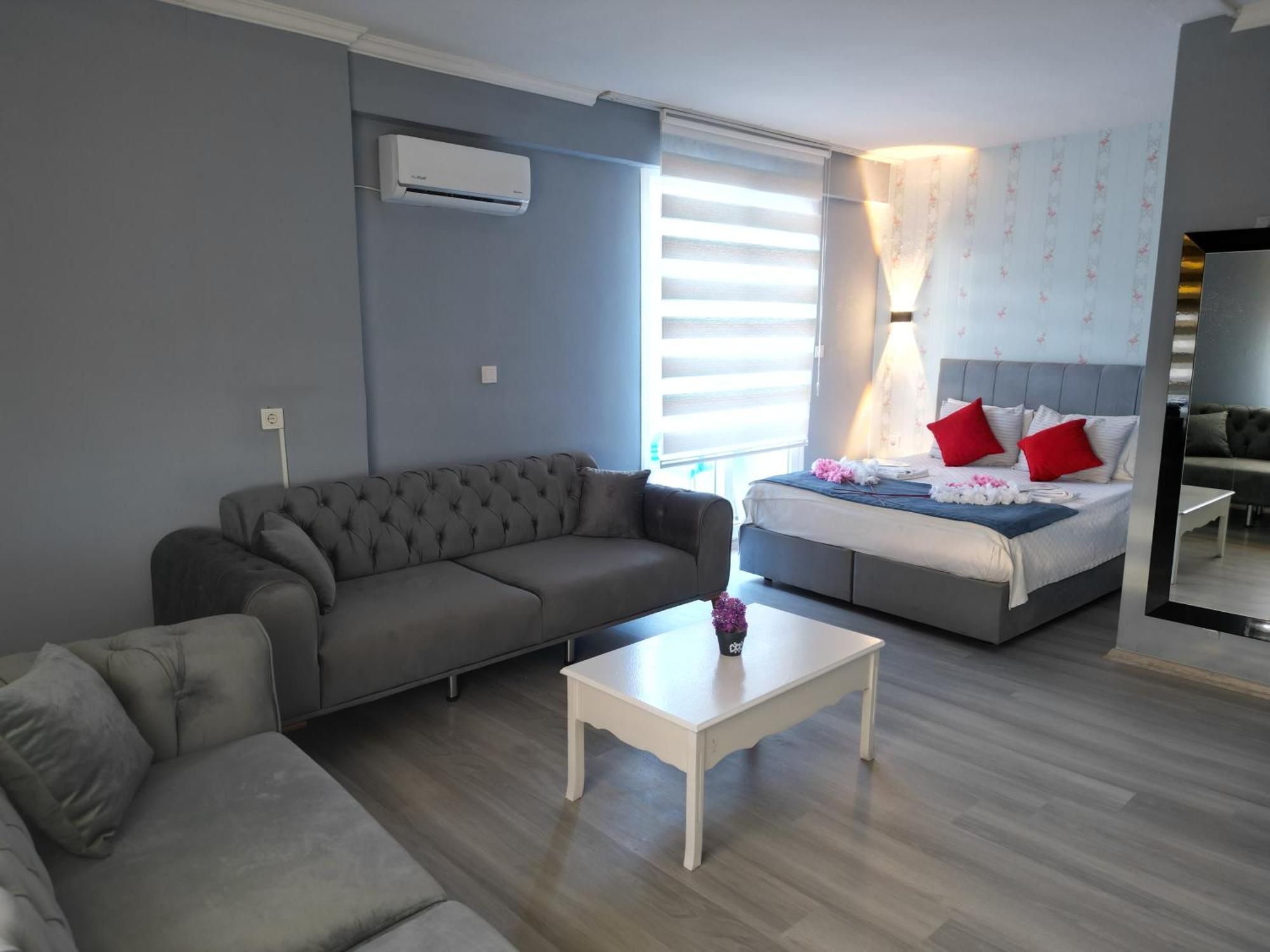 Akman City Hotel Kuşadası Ngoại thất bức ảnh