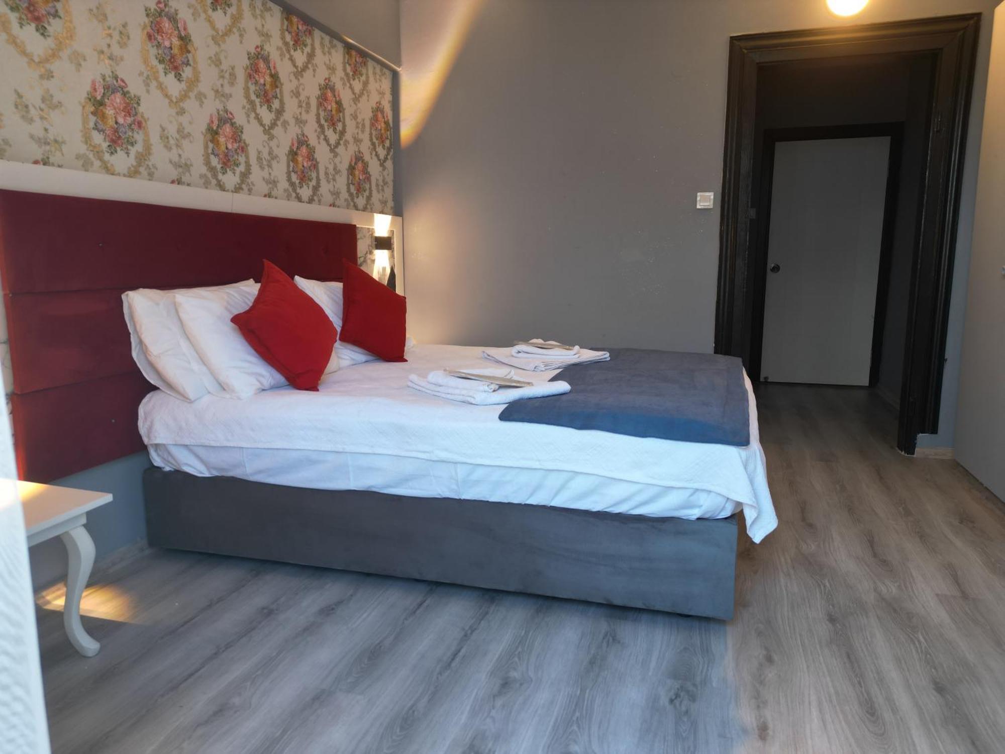Akman City Hotel Kuşadası Ngoại thất bức ảnh