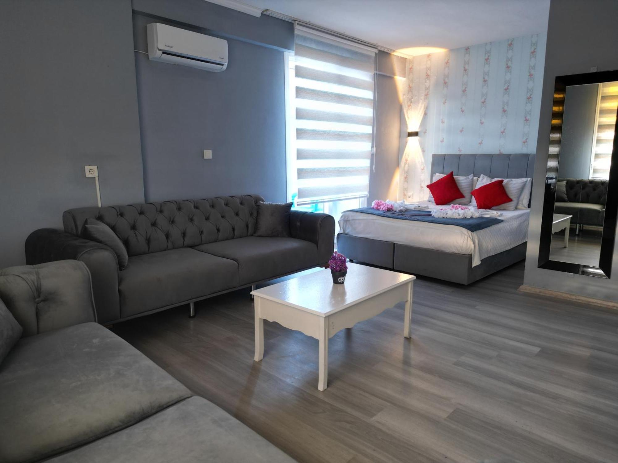 Akman City Hotel Kuşadası Ngoại thất bức ảnh